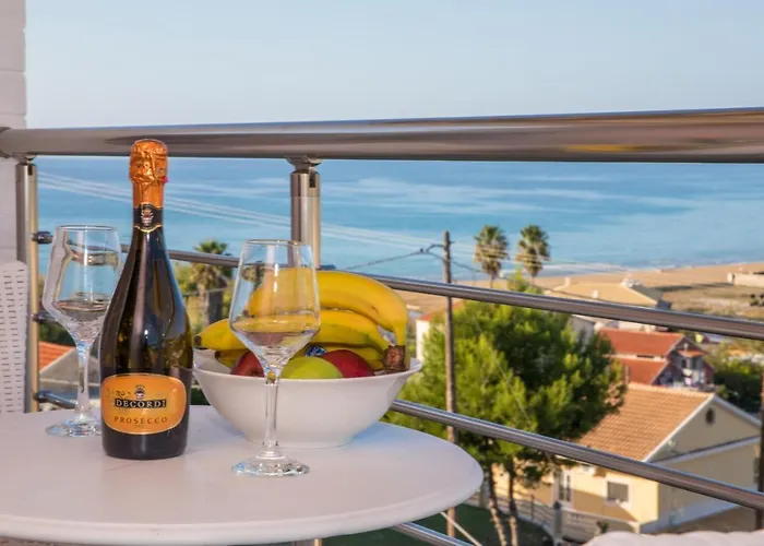 Moros * Agios Stefanos Avliotes (Corfu)